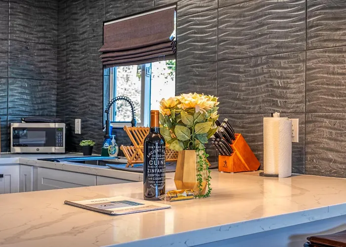 Modern Living Steps From Downtown